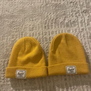 Herschel Supply Company Kids 6-18 months Yellow Beanie x2 ideal for twins!